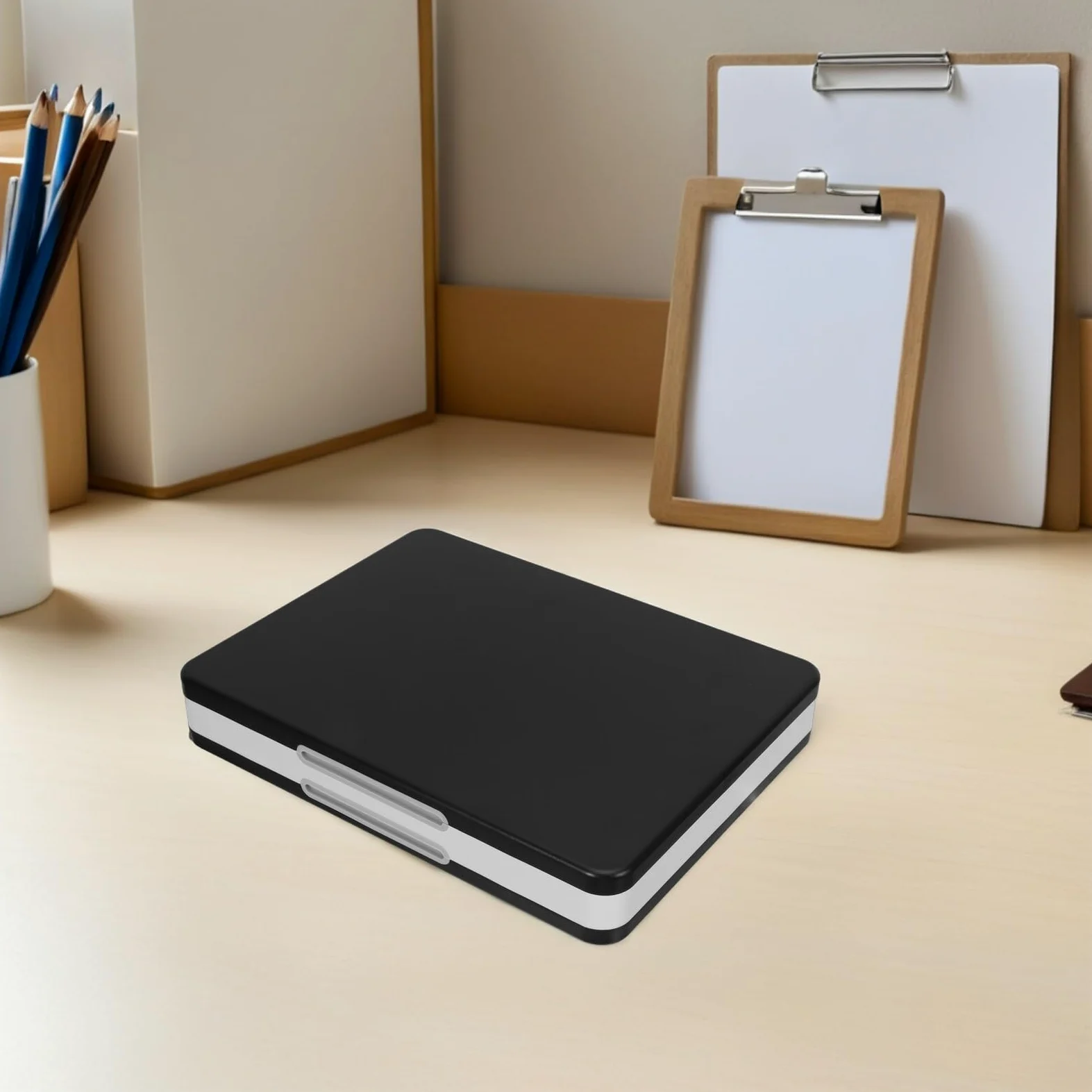 Scatola Porta Carte da Gioco 48 Scomparti con Chiusura Magnetica, Custodia Rigida in Abs e Silicone, Organizer Portatile Leggero per Console Switch, Adatta e Viaggi