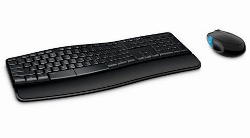 Microsoft Sculpt Comfort Desktop Tastiera