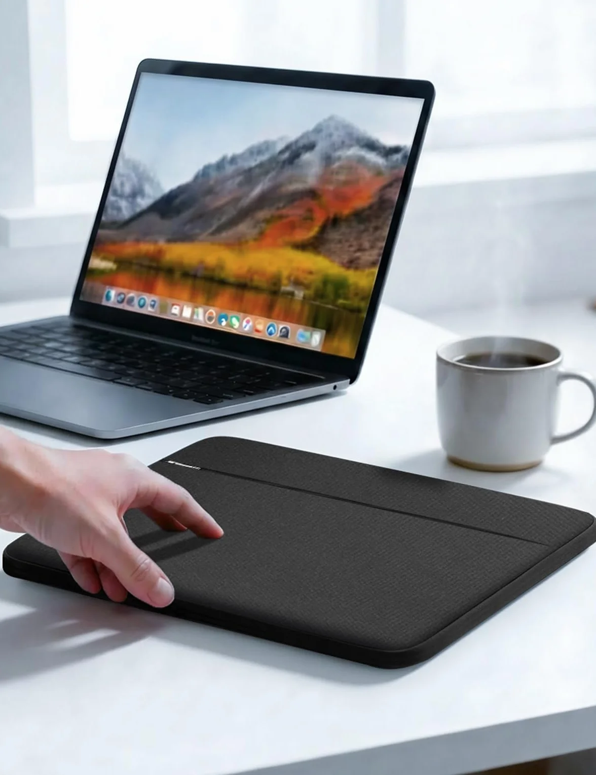 Alfheim 13,3 Pollici Custodie Morbide per Laptop Impermeabile Resistente agli Urti per Laptop Leggero Uomo Donna Compatibile con MacBook Air/PRO 14 M4 M3 M2 M1 2025-2016