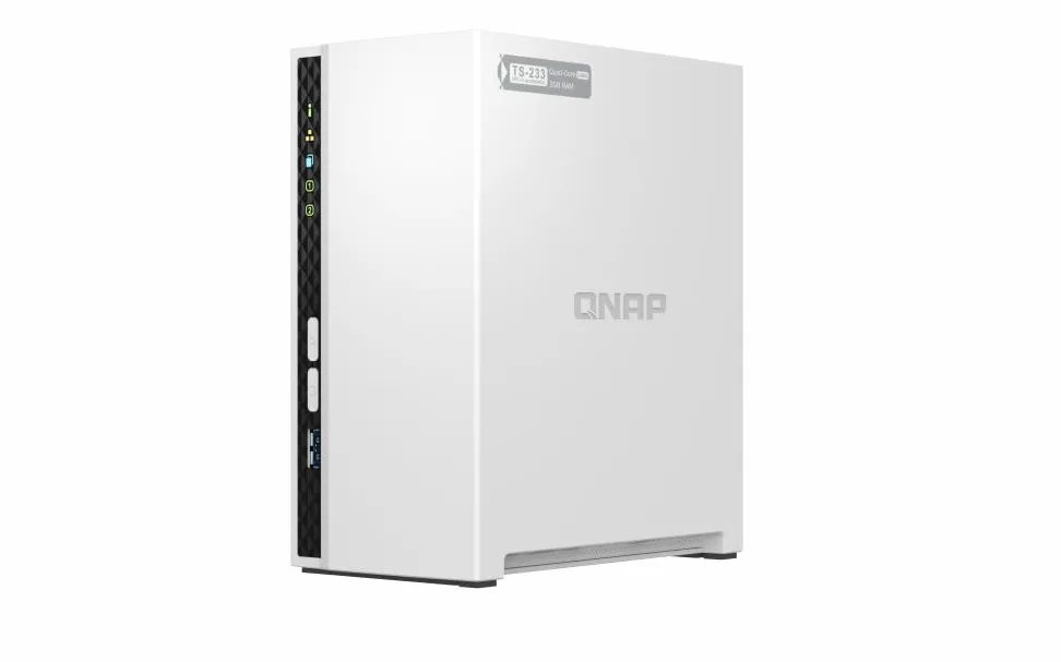 Qnap TS-233 ARM 4 core Cortex-A55 2,0 GHz, 2 GB onboard (non espandibile), pacchetto da 4 TB con 2 dischi rigidi da 2 TB