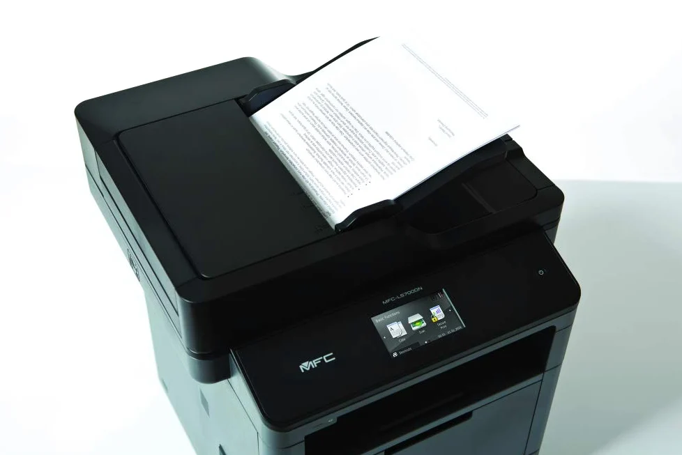 Brother MFCL5700DN Stampante Multifunzione Laser con Fax, Bianco e Nero, Velocità di Stampa 40 ppm, Rete Cablata (no Wi-Fi), Stampa Fronte/Retro Automatica, Display Touchscreen a Colori da 9.3 cm