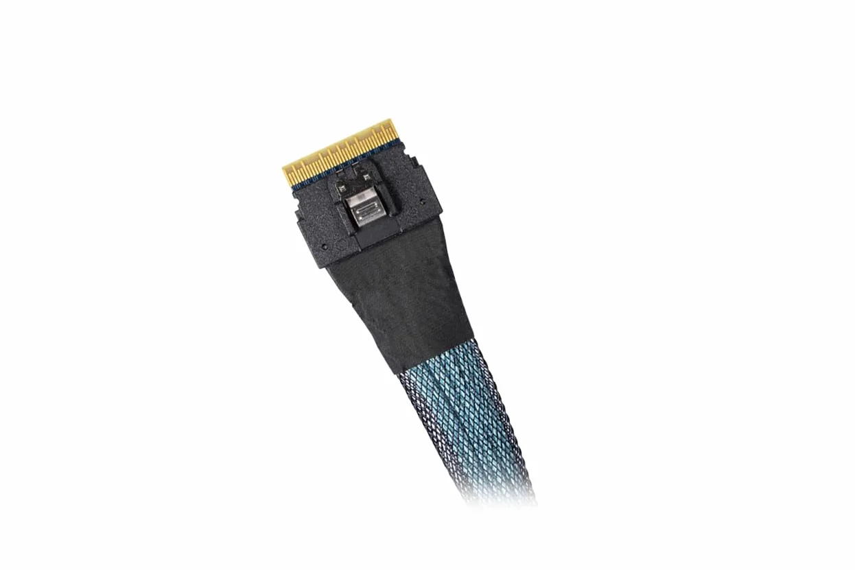 ICY DOCK MB406L-B - Cavo dati SlimSAS SFF-8654 8i a 1 SlimSAS SFF-8654 8i, lunghezza 50 cm