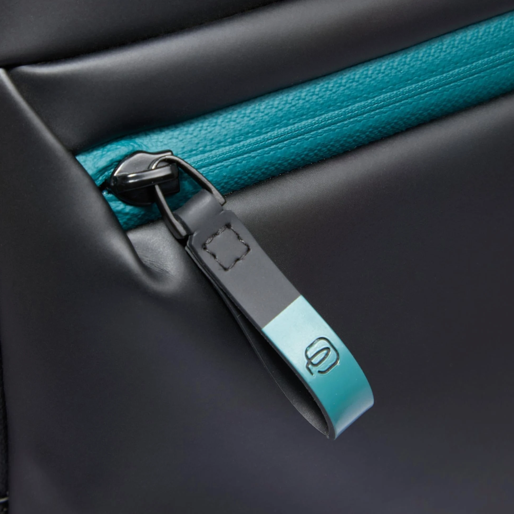 PIQUADRO Zaino resistente all'acqua porta pc 15,6"