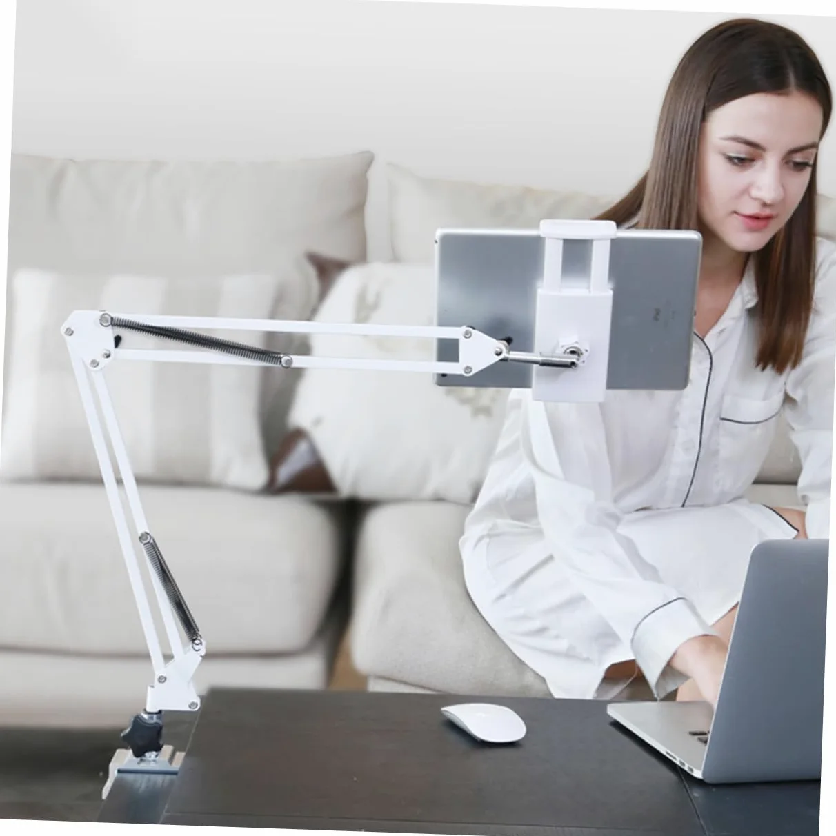 Supporto Tavolo in Metallo con Braccio Estensibile e Snodabile Porta e Tablet per Spessori per Video e Film