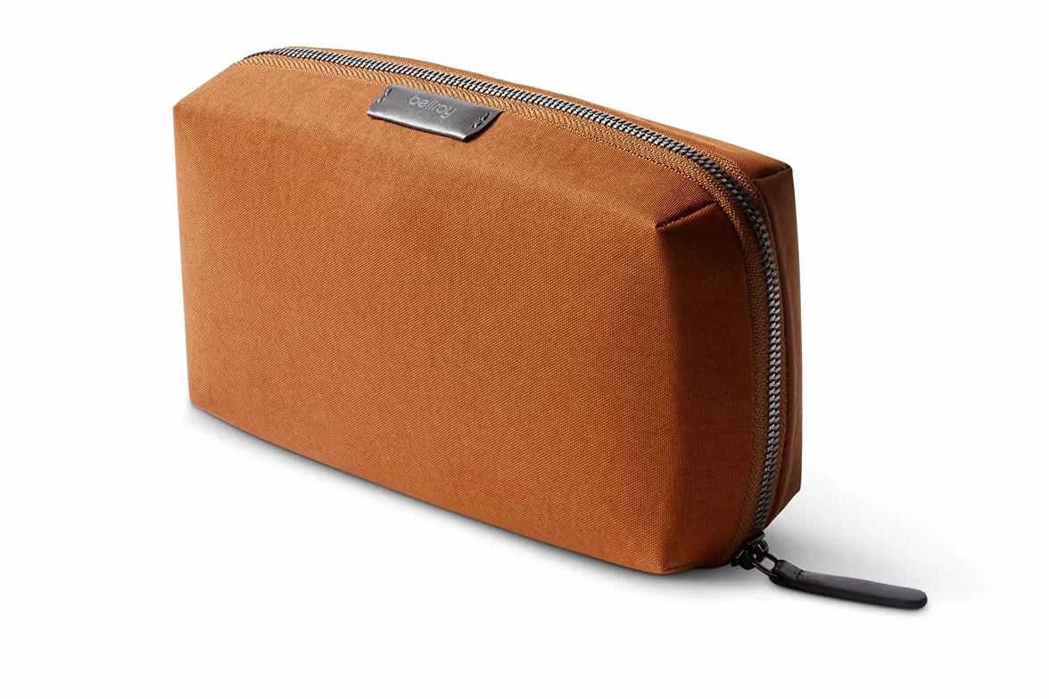 Bellroy Tech Kit, borsa con cerniera per accessori tecnologici (powerbank, caricabatterie del telefono, cavi, auricolari) - Bronze