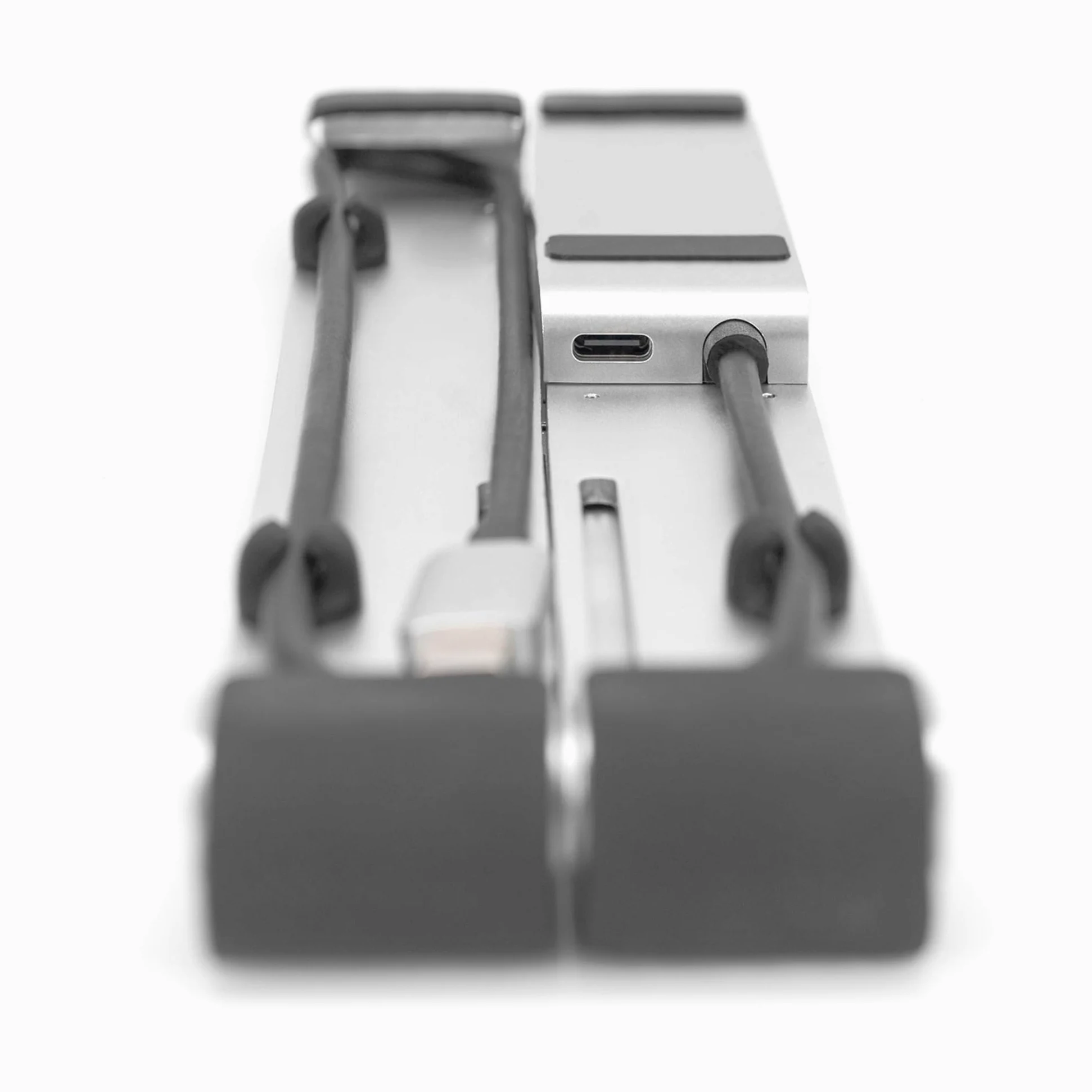 DIGITUS supporto per notebook con hub USB-C integrato - per laptop da 10-17" - angolo di inclinazione regolabile - 4x porte USB-A 3.2 Gen1-1x porta USB-C 3.2 Gen1-5 Gbit/s - Power Delivery 3.0