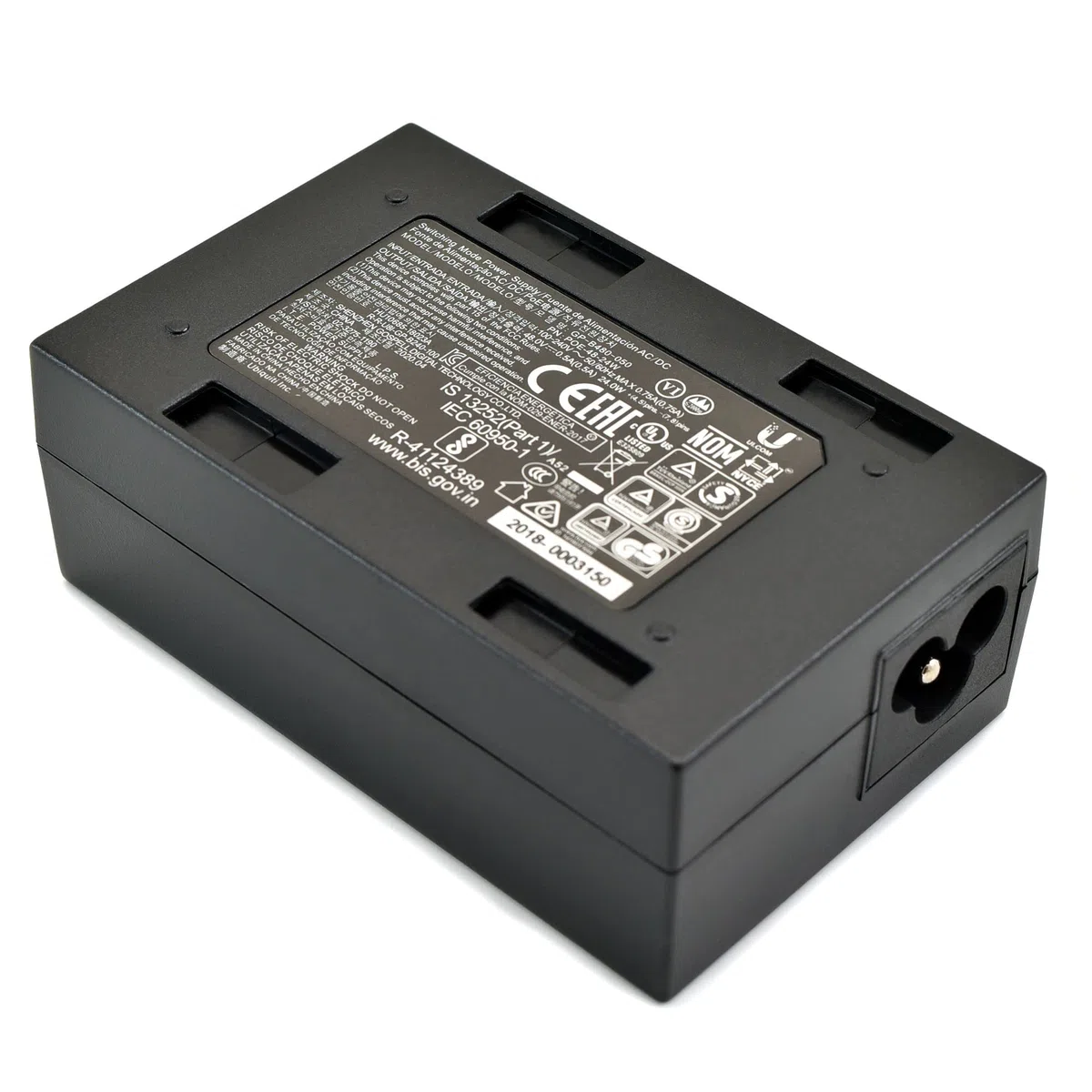 POE-48 POE Injector, 48VDC @0.5A (UBNT) Efficienza: 70+ %, Frequenza di commutazione: 200 kHz, Tensione di uscita: 48 V DC @ 0.5 A, Adapter, Power over Ethernet