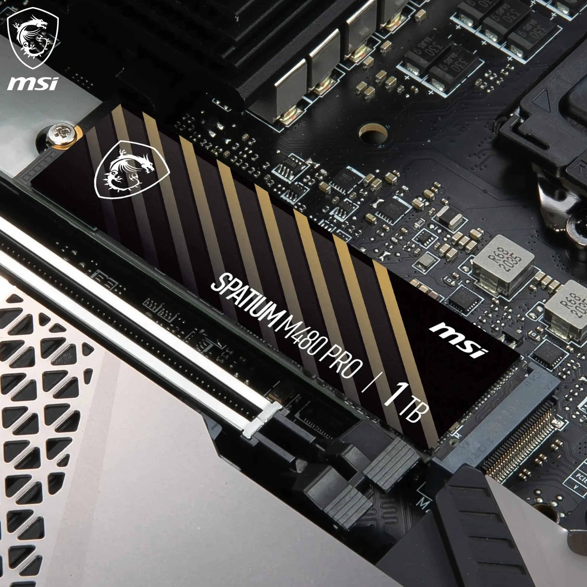 MSI SPATIUM M480 PRO SSD 1TB – SSD Interno M.2 NVMe PCIe 4.0, 7400 MB/s in Lettura & 6000 MB/s in Scrittura, 3D NAND, Sicurezza Dati Integrata, Center – Garanzia 5 Anni (700 TBW)
