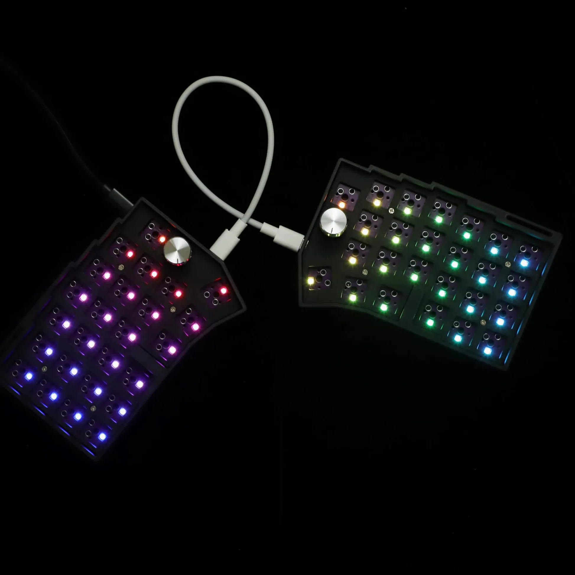 YMDK Worne Wired Split Tastiera Manopola 52 Tasti Ergonomico RGB Swap Cornix Layout 3D PLA QMK Vial Mini Kit Tastiera