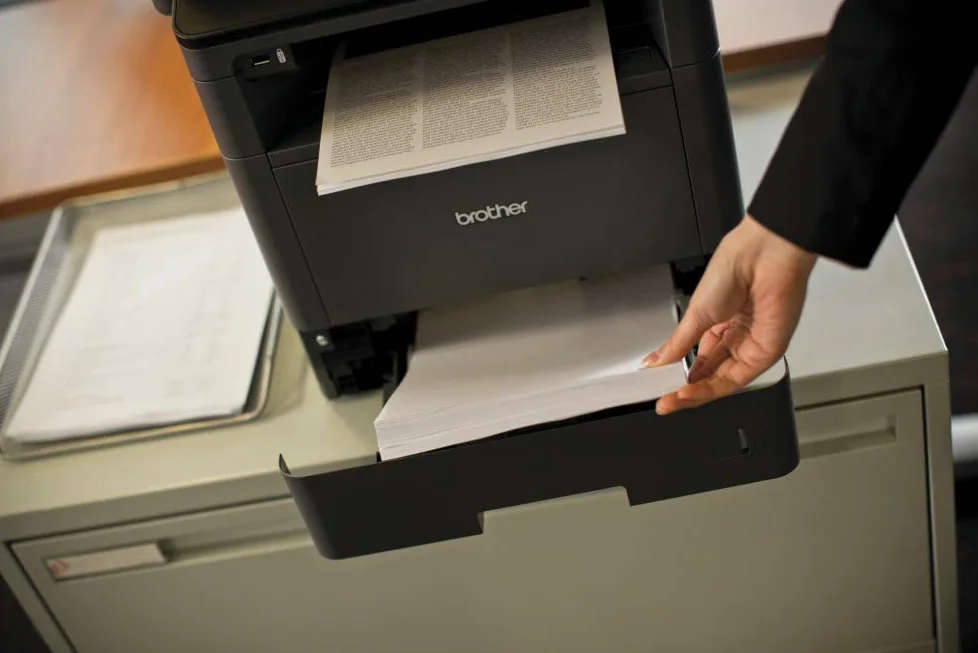 Brother MFCL5750DW Stampante Multifunzione Laser con Fax, Bianco e Nero, 40 ppm, Rete Cablata, Wi-Fi, Stampa, Copia e Scansione Fronte/Retro Automatica, Display (Ricondizionato)