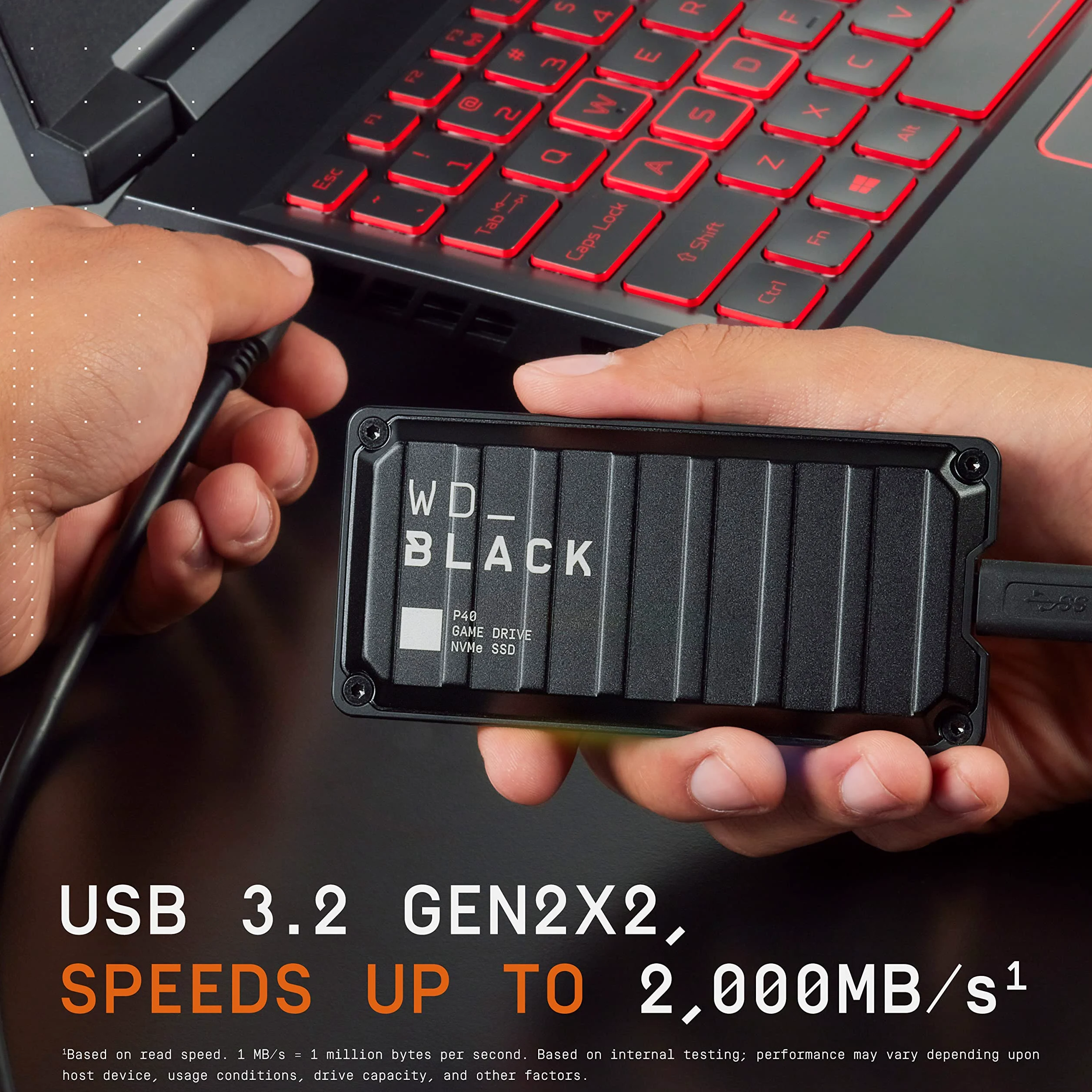 WD_BLACK P40 2TB SSD Game Drive USB-C USB 3.2 Gen 2x2 Unità a stato solido NVMe esterna fino a 2000 MB/s Effetti luminosi RGB personalizzabili werkt met Playstation, Xbox, pc en Mac
