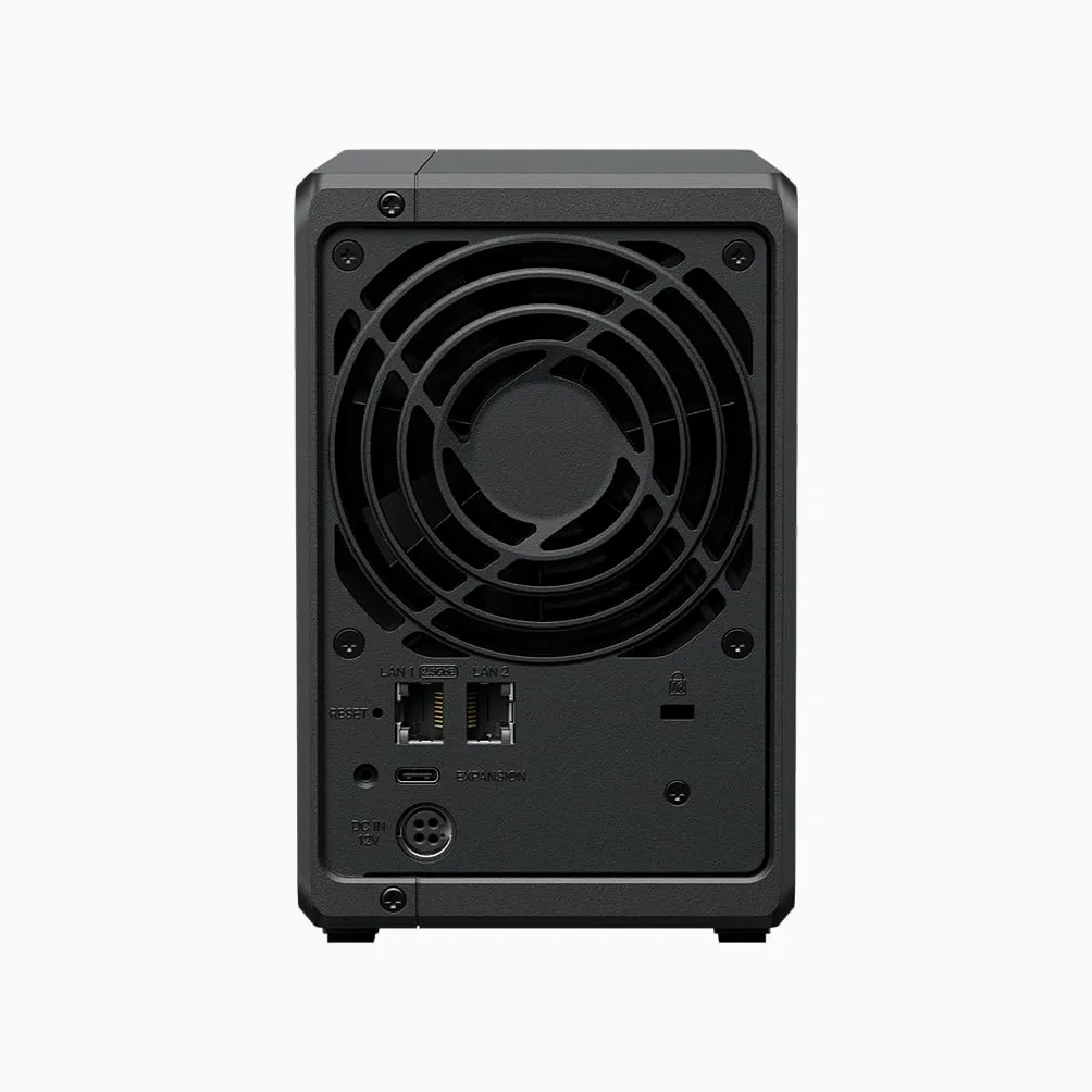 Synology DS725+ 2-Bay Diskstation NAS (Ryzen R1600, 4GB di RAM), 1x 2.5GbE, 1x 1GbE, 2X M.2 NVMe Steckplätze 8TB Bundle con Seagate Ironwolf 2X 4TB