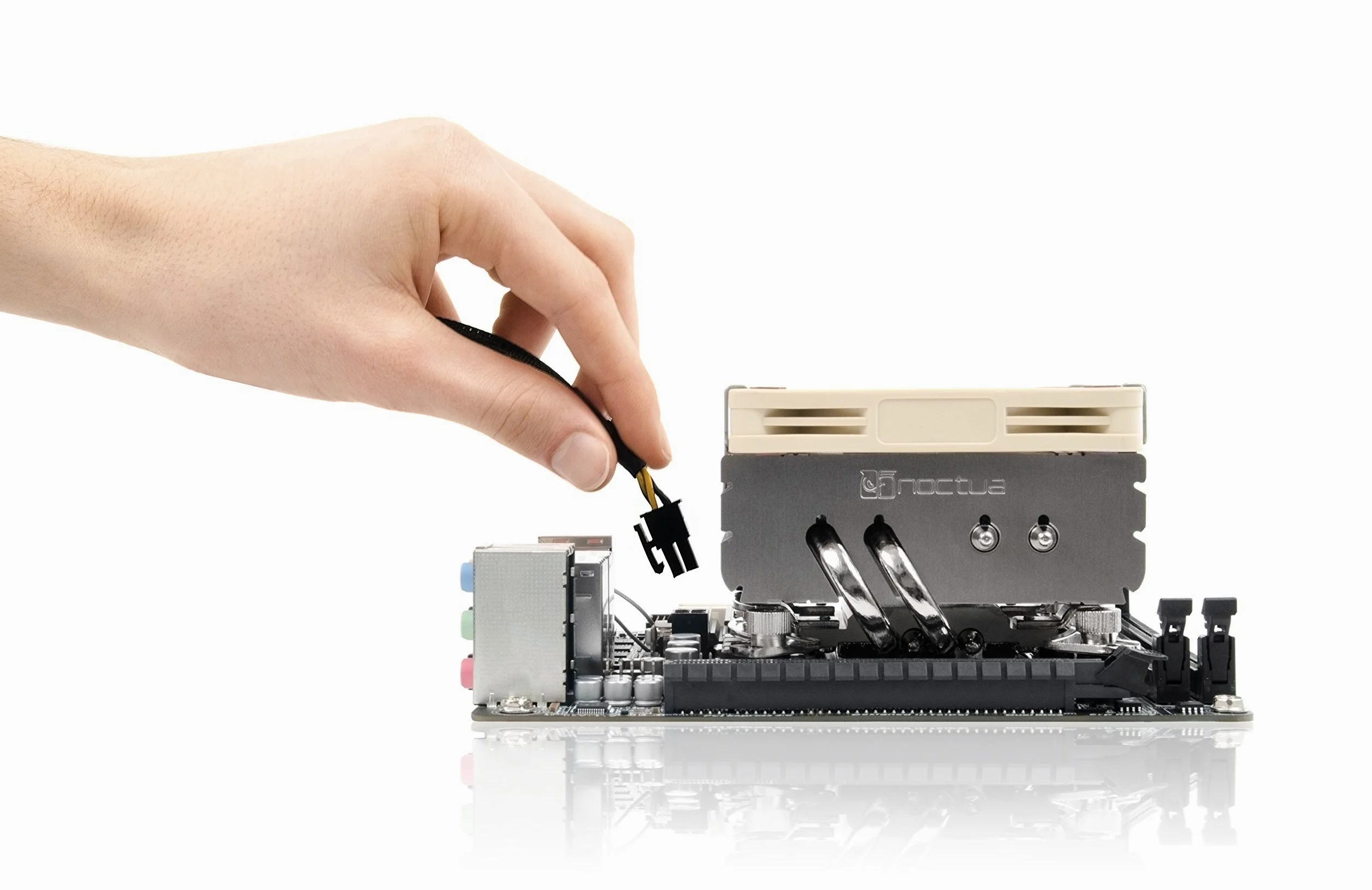 Noctua NH-L9x65, Dissipatore di Calore a Basso Profilo di Qualità Premium per CPU (Marrone)