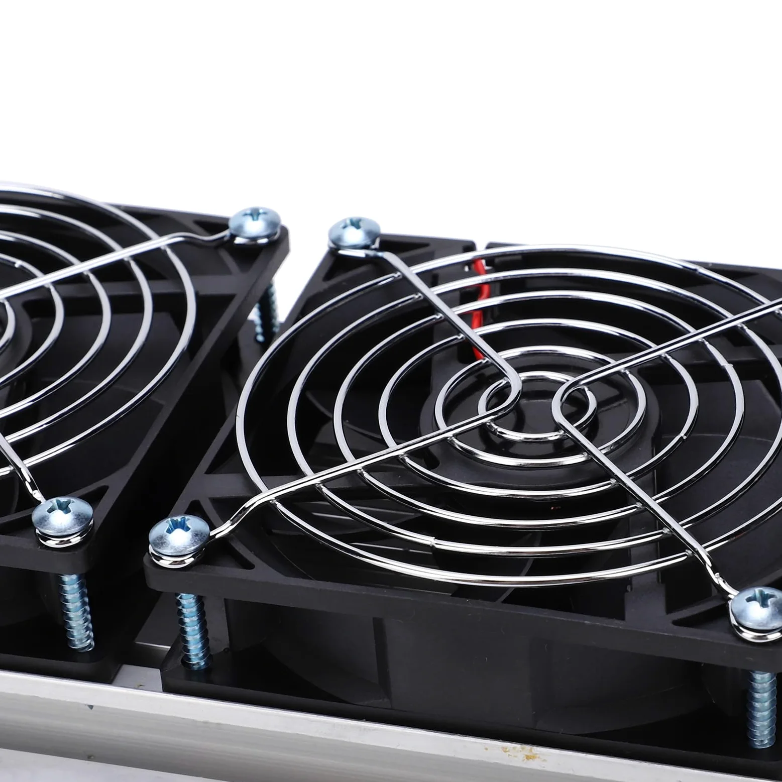 Raffreddatore termoelettrico SustVita con potenza di raffreddamento di 126 W, 12 V CC 18 A, design a 3 ventole, metodo di refrigerazione a semiconduttore per la ricerca di