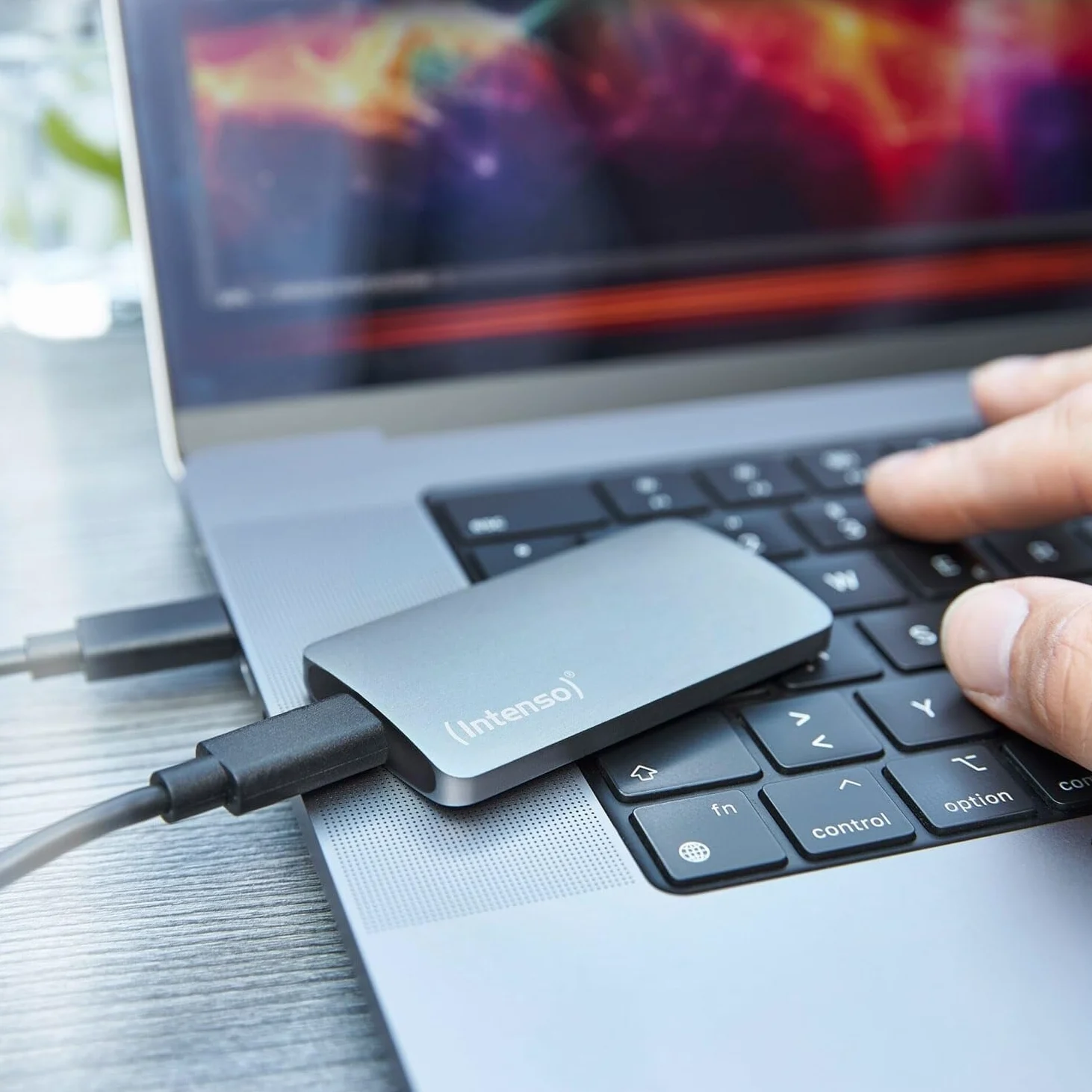 Intenso SSD esterno TX800, 500 GB Portable Solid State Drive, Super Speed USB 3.2 Gen 2x2, fino a 2100 MB/s: Amazon.de: computer e accessori