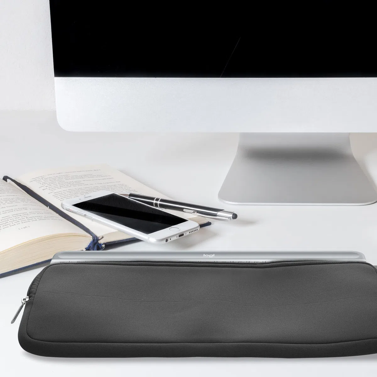kwmobile Custodia Tastiera Wireless Compatibile con Logitech MK470 - Porta Tastiera PC Portatile - Copri Tastiera Computer grigio