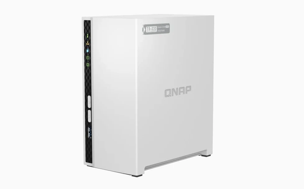 Qnap TS-233 ARM 4 core Cortex-A55 2,0 GHz, 2 GB onboard (non espandibile), pacchetto da 4 TB con 2 dischi rigidi da 2 TB