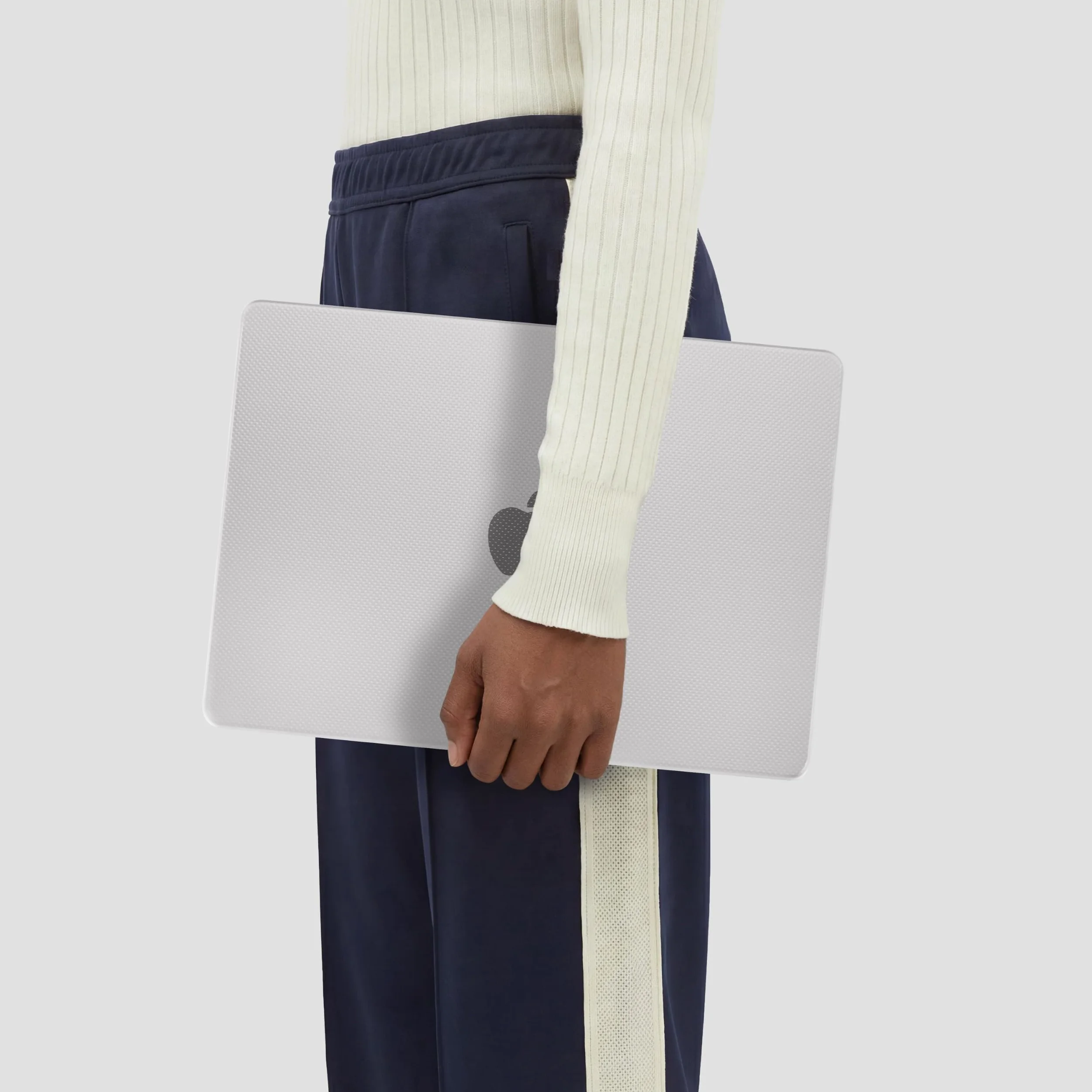 PIPETTO Custodia rigida a pois per MacBook Air 13.6 (M5, M4, M3, M2), custodia sottile per MacBook, copertura per laptop, guscio rigido protettivo, resistente ai graffi (trasparente), trasparente