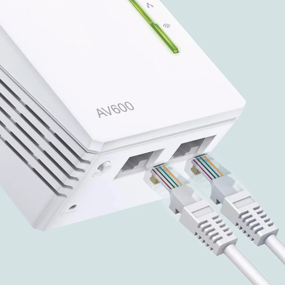 TP-Link TL-WPA4220 2-Port Add-On Powerline Adapter, Range Extender, Broadband/WiFi Extender, WiFi Booster/Hotspot, No Configuration Required, UK Plug