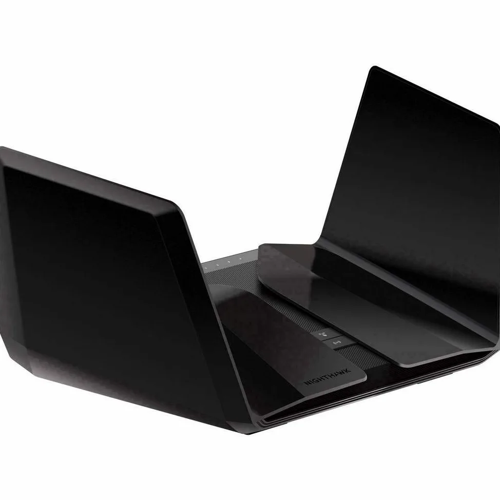 NETGEAR RAX120 Router WiFi 6 Nighthawk AX12, Velocità WiFi AX6000, Capacità per Oltre 30 Dispositivi, 5 Porte Gigabit, 2 Porte USB 3.0