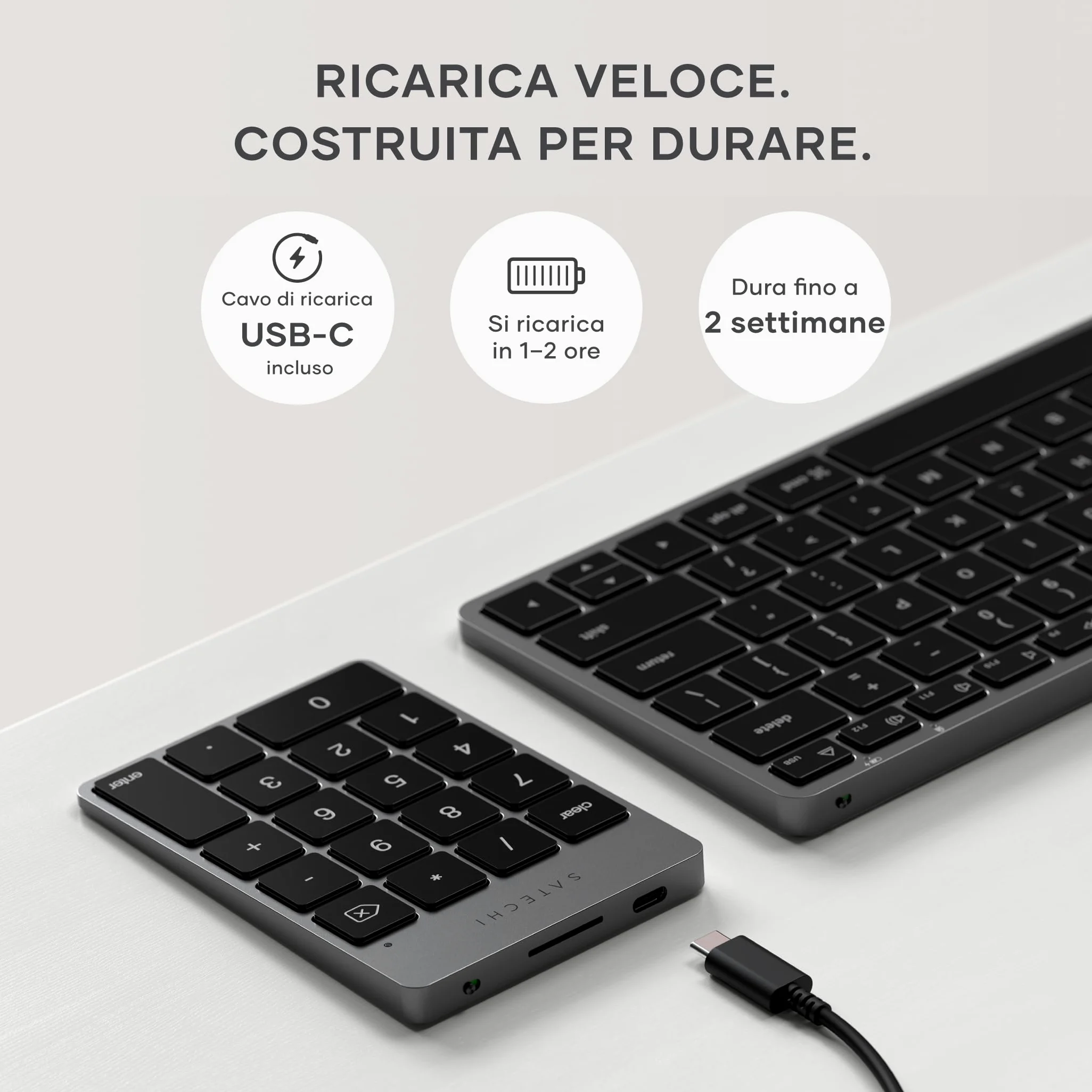Satechi Tastierino Numerico Wireless Slim in Alluminio con 18 Tasti, Bluetooth, Ricarica USB-C per MacBooK, Laptop, PC, iPad (Grigio Siderale, 𝐋𝐚𝐲𝐨𝐮𝐭 𝐔𝐒)