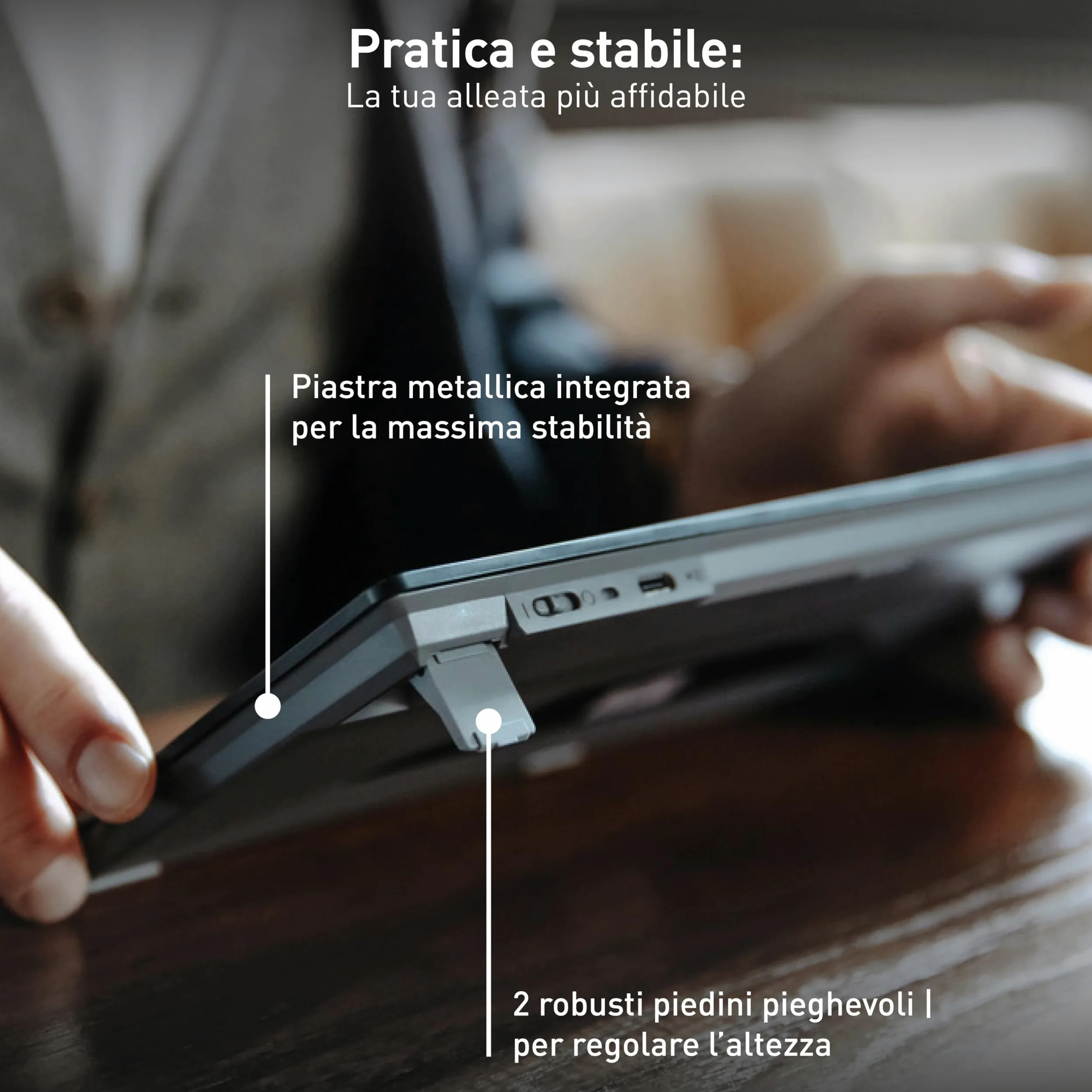 CHERRY KW 9200 MINI, Tastiera Multidispositivo Compatta per fino a 4 Dispositivi, Layout per l'Unione Europea (QWERTY), Bluetooth, 2,4 GHz o Cavo, Ricaricabile, Nero