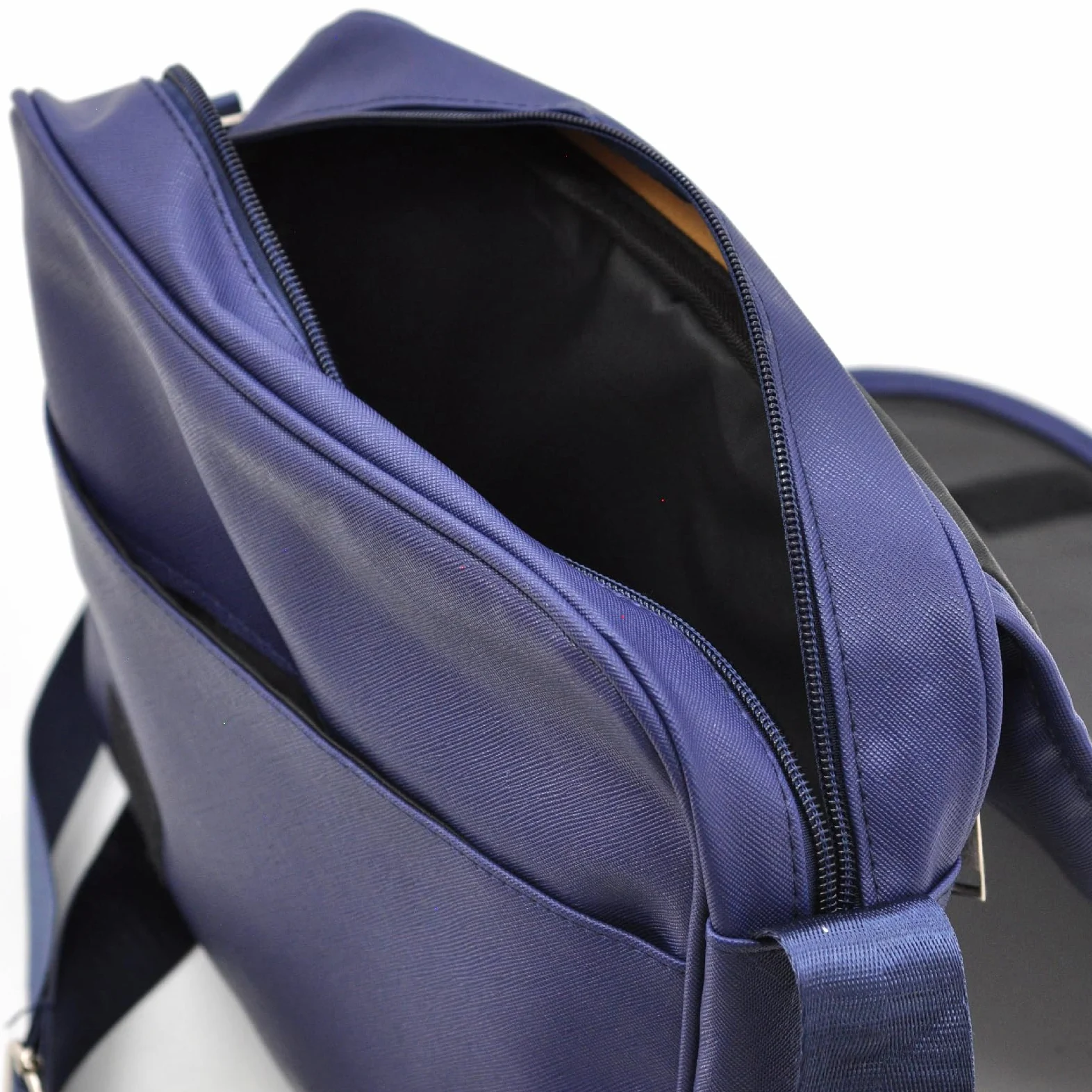 Borsa Messenger in Tessuto Tecnico, Porta Laptop 35x23x13cm, Blu Navy, Tracolla Regolabile per Ufficio e Lavoro
