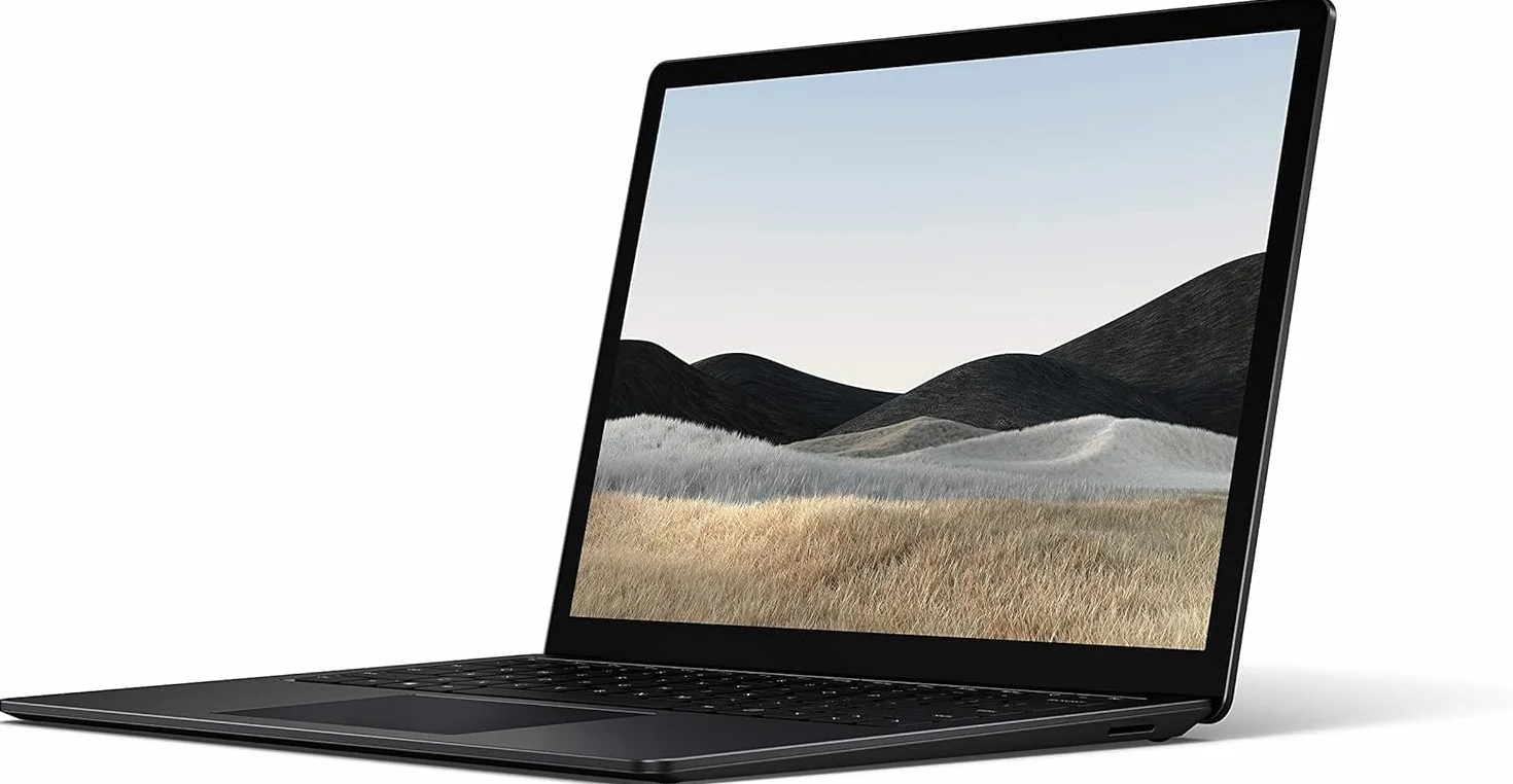 Microsoft Surface Laptop 4, 13,5 pollici, touch screen notebook, Intel Core i7-1185G7, 16 GB RAM, SSD da 512 GB, tastiera QWERTY Windows 11 Pro (ricondizionato)